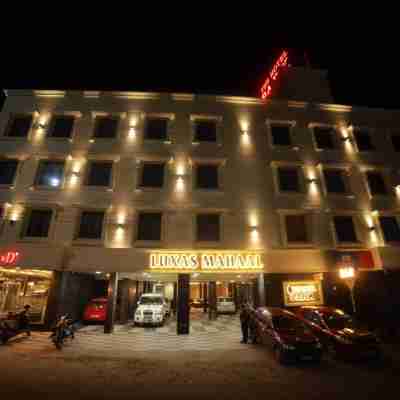 The Hotel Park Hotel Exterior