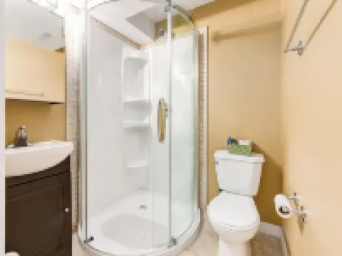 Tuscan Ridge Guesthouse Calgary West