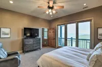 Surrounded by Nat'l Forest: Condo w/ Majestic View - parking