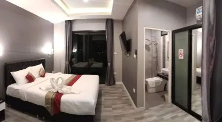 Manita Resort Pak Phayun Отели рядом с достопримечательностью «Wat Sanam Chai»