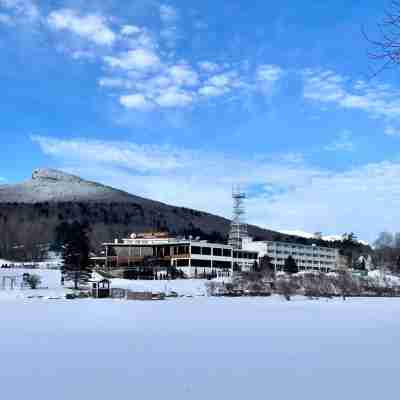 Indian Head Resort Hotel Exterior