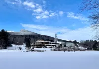 Indian Head Resort Hotel a 