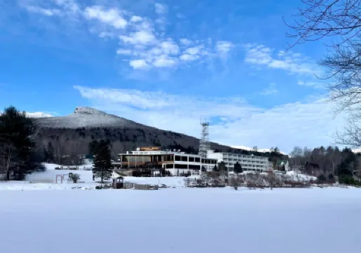 Indian Head Resort Hotels in 