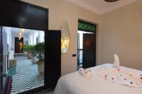 Riad Atlas Mejbar - Villas