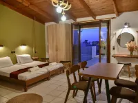 Iraklis Apartments Hotels in Stalida
