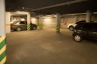 Neper Hotel - parking