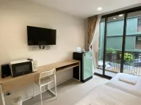 POP 赫裡蒂奇公寓 曼谷 Debsirin學院附近的飯店