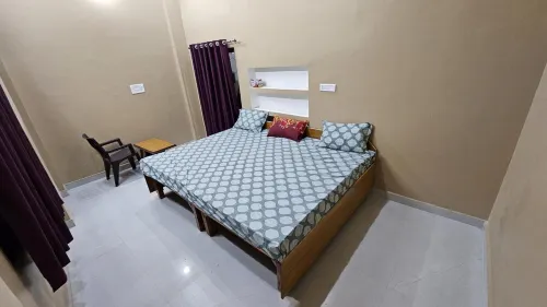 Deva Guest House - Majatalot