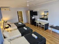 Cumberland Motor Inn