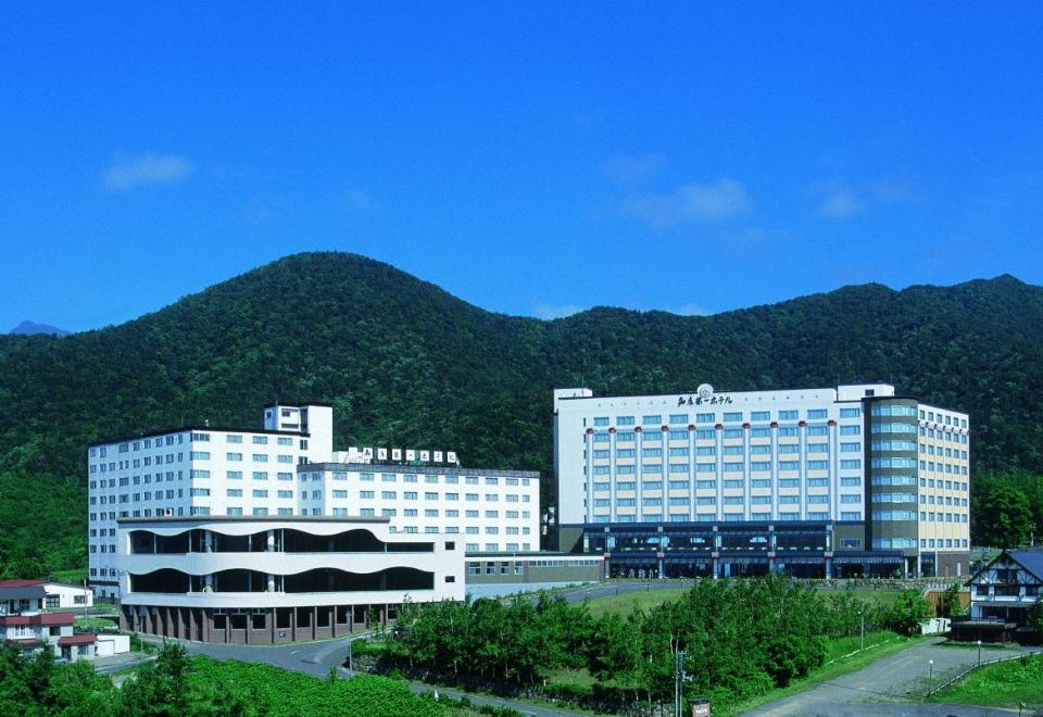 hotel overview picture