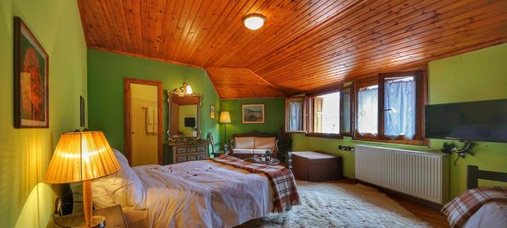 To Balkoni Tis Agorianis Hotels in Phocis