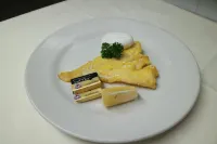 Falcon Hotel - breakfast