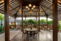Diana Hotel Jogja - Airport Shuttle
