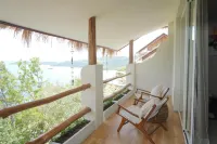 Theodor at Labuan Bajo