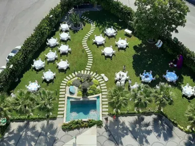 Ibis Styles Izmir Bornova Hotels near Taşköprü Cami