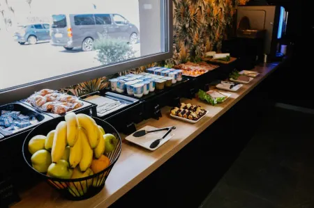 Cottages de France CDG Отели в г. Греси