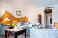 Turquoise Beach Hotel