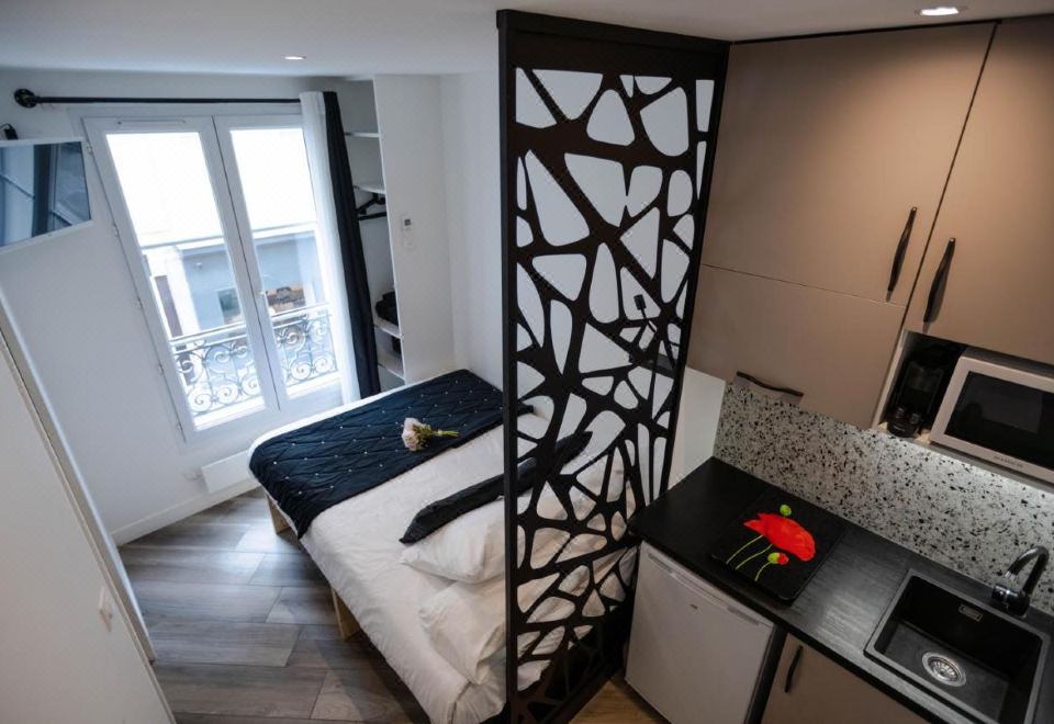 4. 베아트리체 에 ..