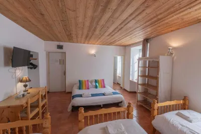 Auberge de l'Echauguette Hôtels à : Vars