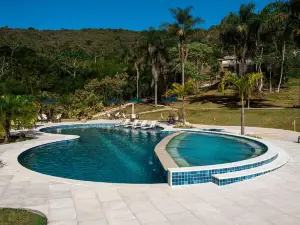 Embaúba Boutique Hotel