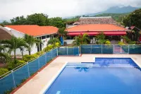 Santo Domingo Centro Vacacional Hotels in Tocaima