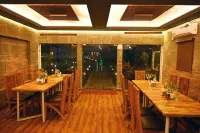 Olive Hotels in Sarmaniya