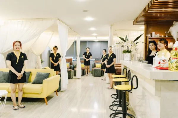 Happy Day Riverside Hotel & Spa Danang