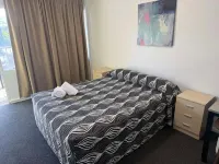 Manning River Motel فنادق في Taree South