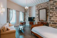 Xenon Inn
