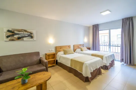 Apartamentos Puerta del Sur