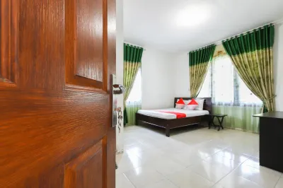 OYO 3789 Bukit Somber Residence Syariah Hotel dekat Ramayana RAPAK