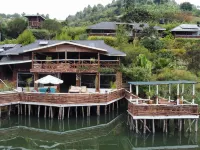 Lake Bunyonyi Rock Resort Hoteles en Distrito de Kabale