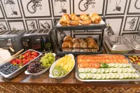 The Cherry Tree B&B - فطور
