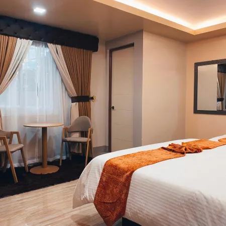 Emmie Hotel