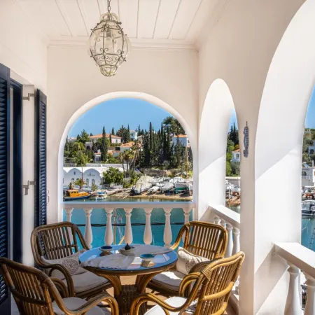 Porto Vecchio Luxury Suites
