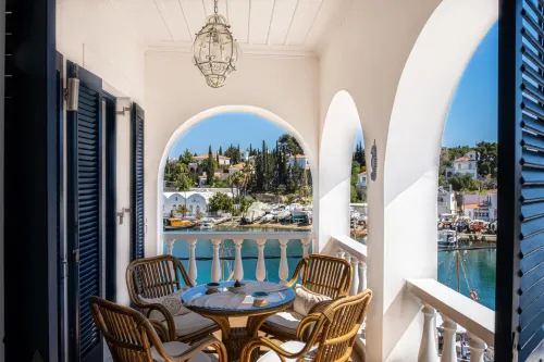Porto Vecchio Luxury Suites - Holiday Apartments