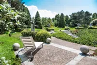 Cosmo Residence Hotel in zona IIS Floriani - sede IPSCT "Adriano Olivetti"