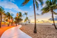 Alani Bay Premium Condos -  Apartamentos vacacionales