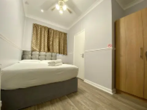 The Commongate Hotels Hotels near St James Park (Walthamstow)