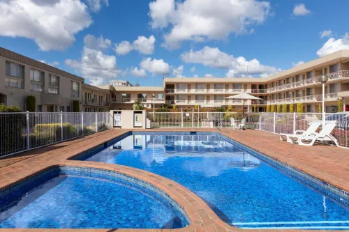 BreakFree Queanbeyan Hotels in Queanbeyan West