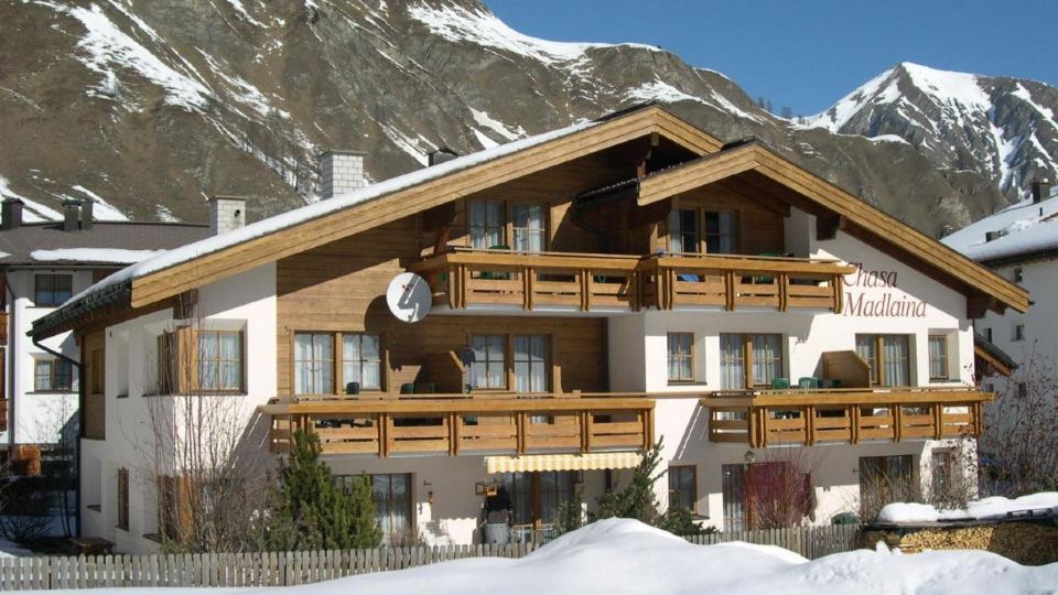 Apartment Madlaina