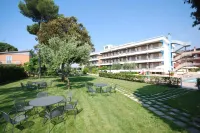 Hotel River Palace Hotel in zona Sombrero Beach Terracina