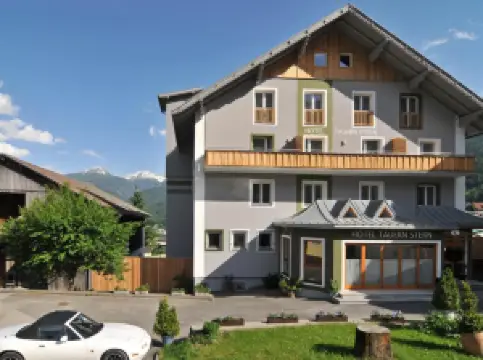 โรงแรมทาเวิร์นซเติร์น