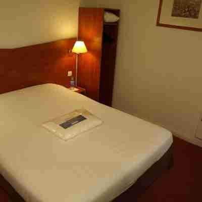 Kyriad Chantilly Rooms