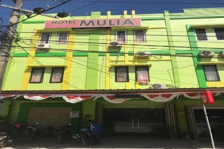 Hotel Mulia Kendari Mitra RedDoorz Отели в г. Mandonga