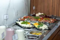 Hotel WOW - breakfast