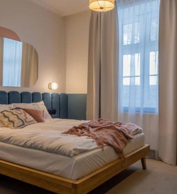 4. 윌라 자레시..