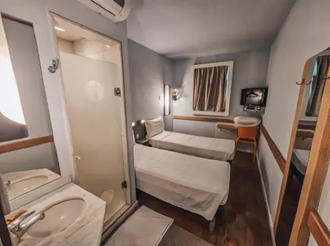 Ibis Budget Rio de Janeiro Centro Отели рядом с достопримечательностью «Художественный музей Рио»