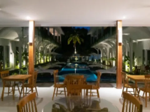 Sea Shell Resort Hotels near Surf Point Bongkas