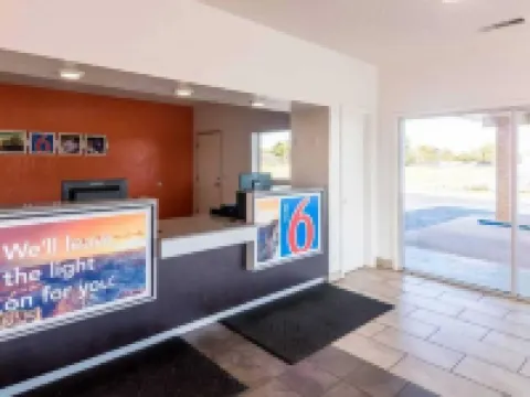 Whitten Inn Hoteles en Condado de Custer